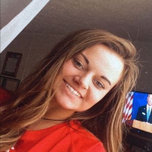 Meet your Posher, Marissa